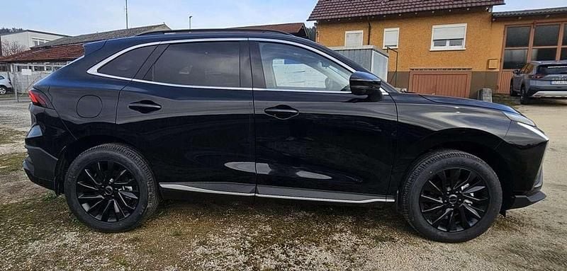 Neu DFSK Forthing 5 163 PS (119 kW) 2025 Panther/tourblack SUV