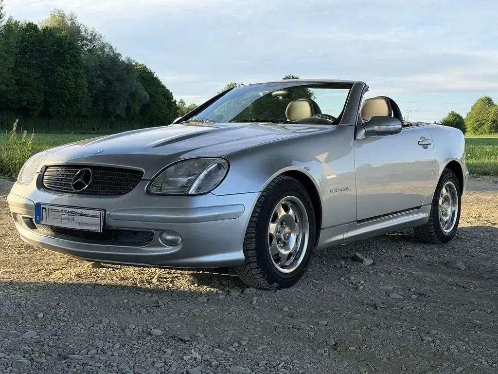 Gebraucht Mercedes SLK200 163 PS (119 kW) 2000 Silber Cabrio