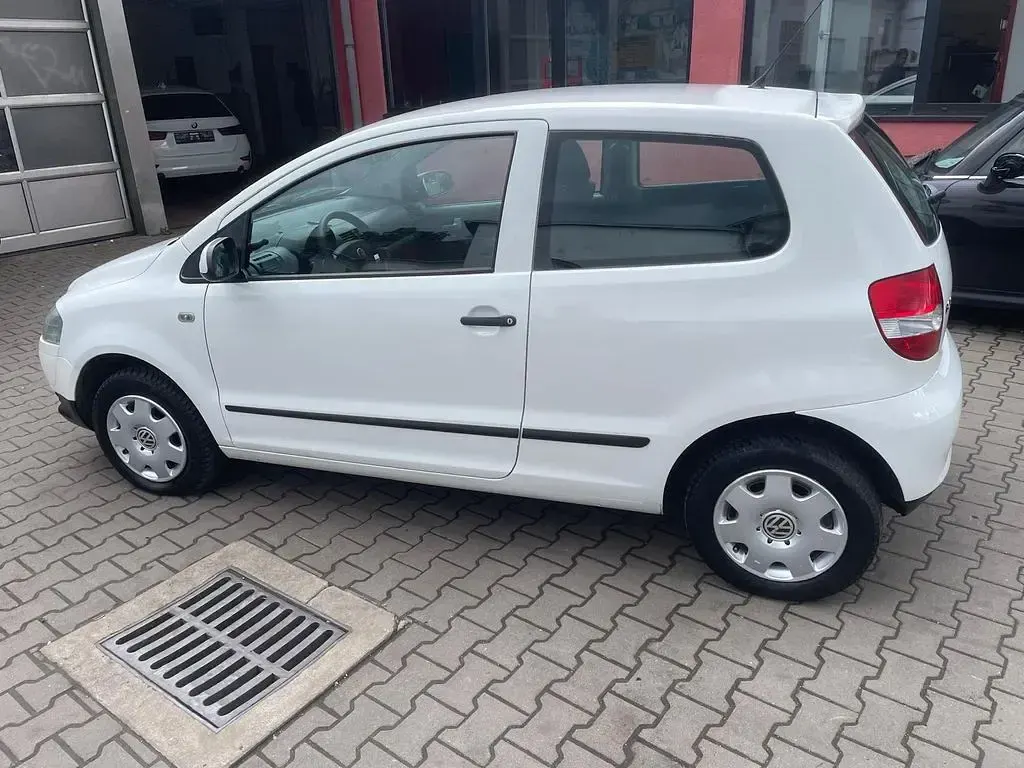 Occasion VW Fox Basis 54 ch (39 kW) 2007 Blanc Citadine