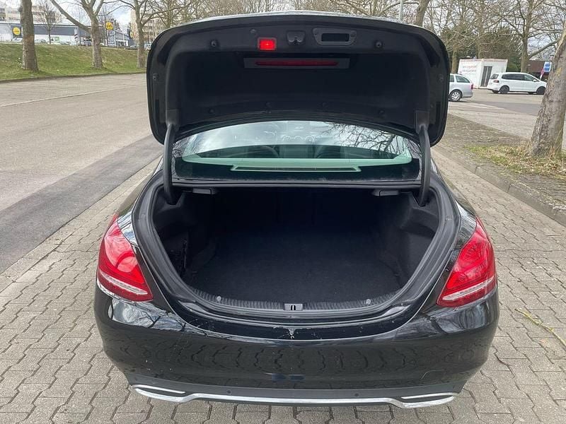 Gebraucht Mercedes C200 184 PS (135 kW) 2018 Schwarz Limousine
