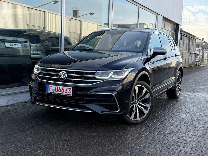 Schwarz Gebraucht 2022 VW Tiguan Allspace R-line SUV | 37.999 € (Etwas zu teuer) - Bild 1/4