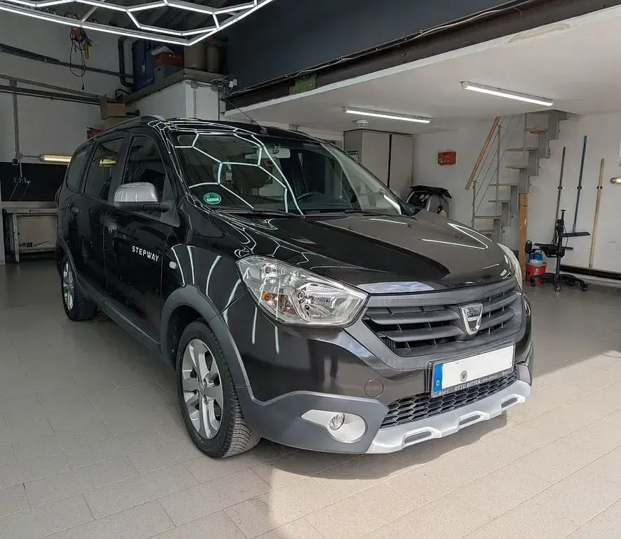 Brugt Dacia Lodgy Stepway 116 HK (85 kW) 2016 Sort MPV