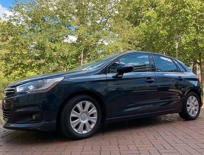 Blau Gebraucht 2012 Citroën C4 Exclusive Limousine | 4.200 € (Guter Preis) - Bild 1/4