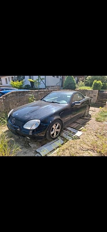 Schwarz Gebraucht 2001 Mercedes SLK200 Cabrio | 2.200 € (Superpreis) - Bild 1/4