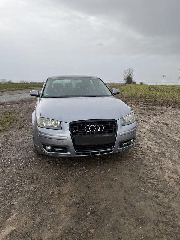 Gebraucht Audi A3 Sportback 116 PS (85 kW) 2004 Grau Kleinwagen