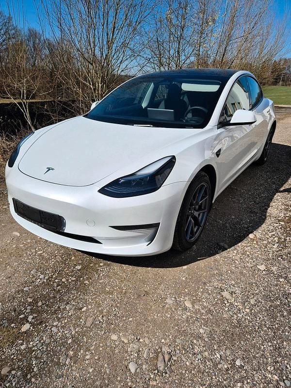 Gebraucht Tesla Model 3 Long Range AWD 367 kW (500 PS) 2022 Weiß Limousine