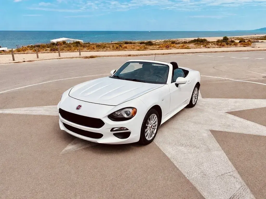 Gebraucht Fiat 124 Spider Classica 162 PS (119 kW) 2017 Weiß Cabrio