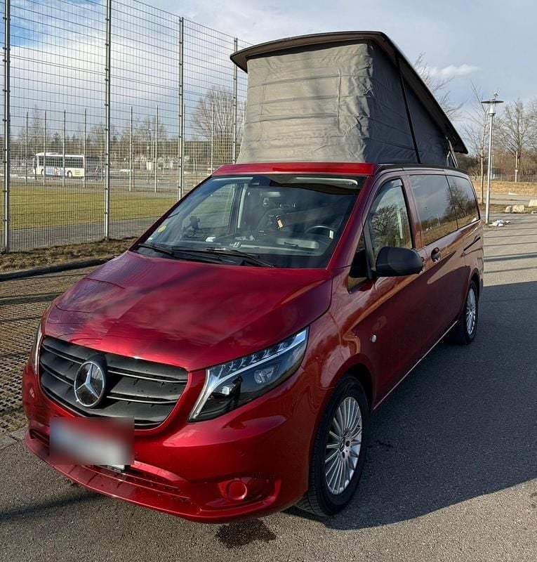 Gebraucht Mercedes V300 Marco Polo 237 PS (174 kW) 2023 Rot Van / Kleinbus