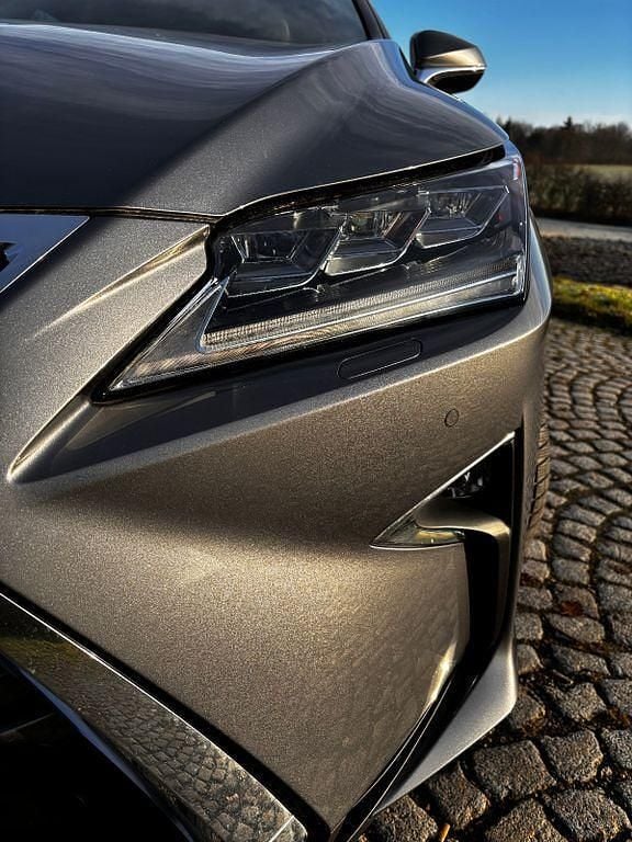 Grau Gebraucht 2018 Lexus RX450h Executive Line SUV | 37.999 € (Fairer Preis) - Bild 1/4