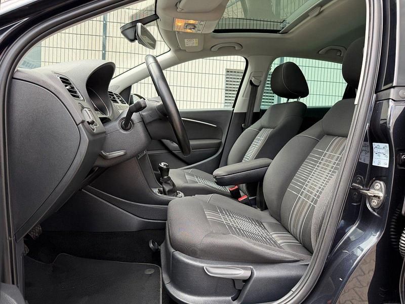 Gebraucht VW Polo LOUNGE 110 PS (80 kW) 2015 Schwarz Kleinwagen