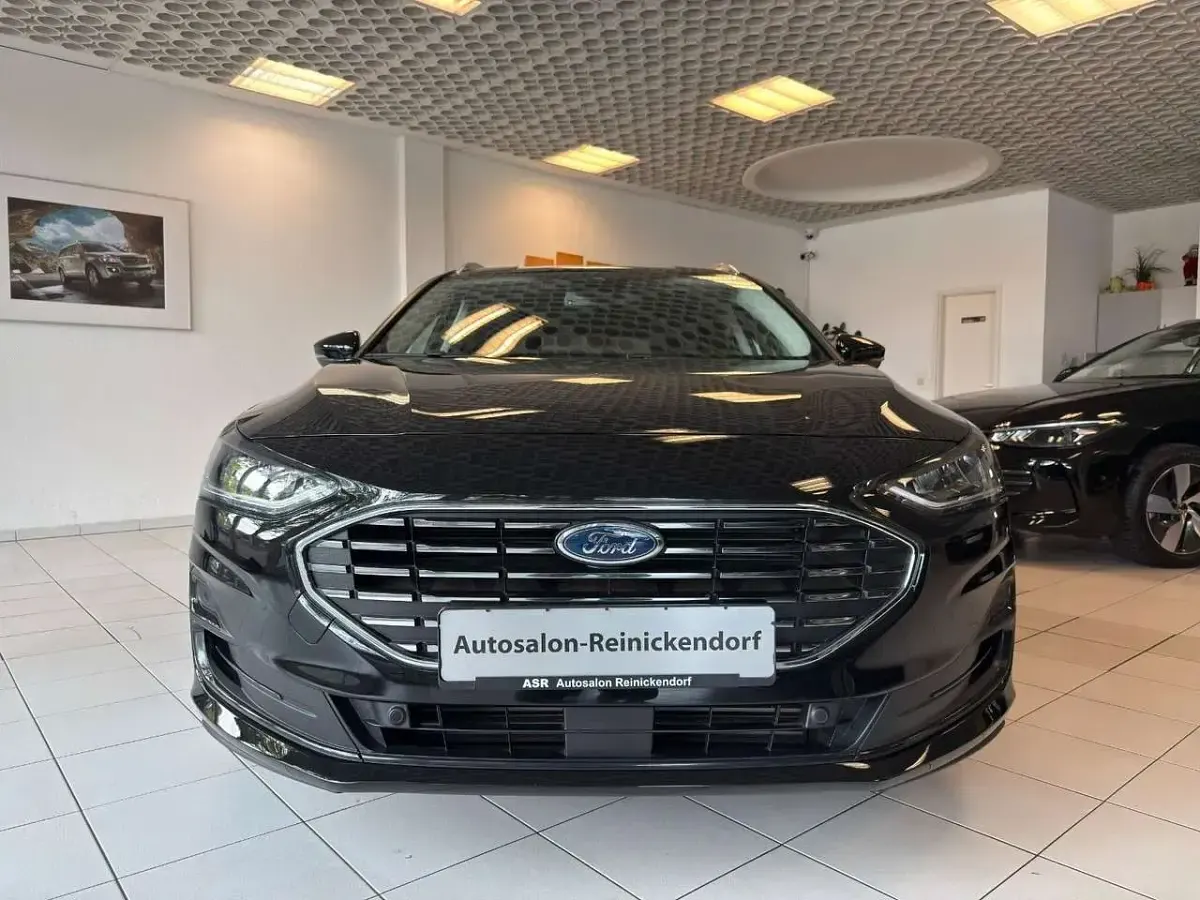 Gebraucht Ford Focus Titanium 155 PS (114 kW) 2025 Obsidianschwarz metallic Kombi