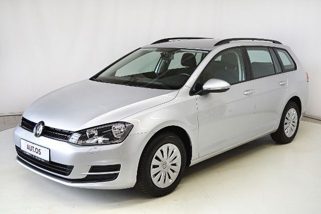 Second-hand VW Golf VII Trendline 110 CP (80 kW) 2015 Argintiu Break