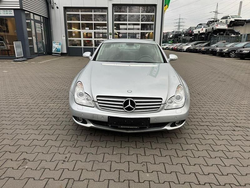 Gebraucht Mercedes CLS320 224 PS (164 kW) 2006 Silber Limousine