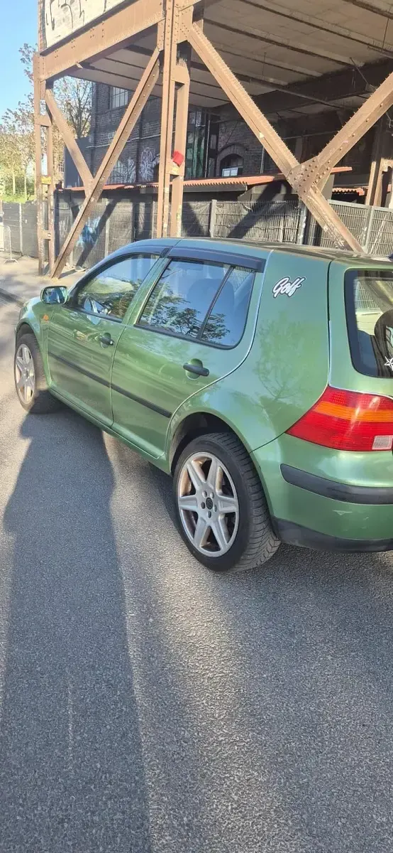 Gebraucht VW Golf III 101 PS (74 kW) 1997 Grün Kleinwagen