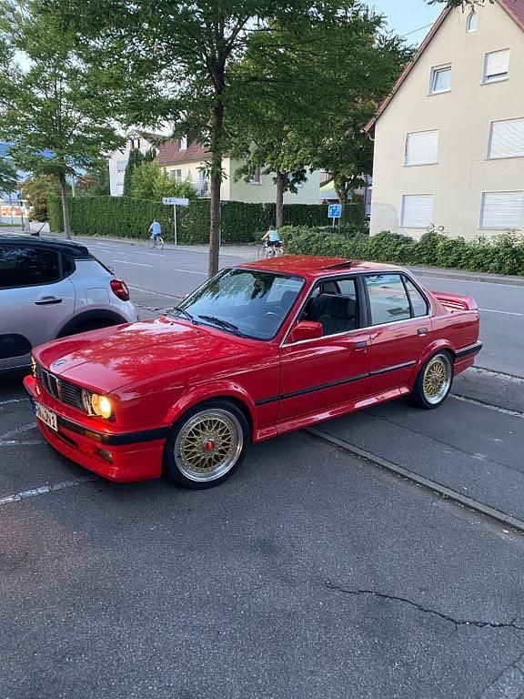Second-hand BMW 325 Performance 170 CP (125 kW) 1991 Roșu Berlinǎ