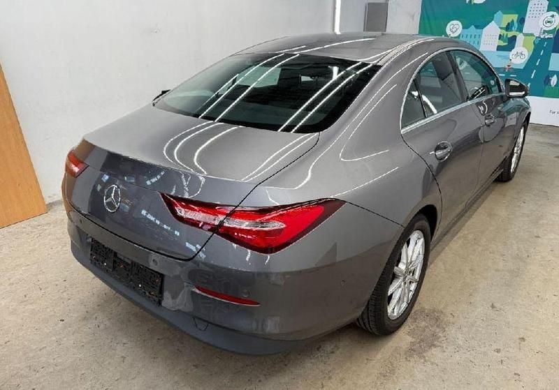 Gebraucht Mercedes CLA200 150 PS (110 kW) 2021 Grau Limousine