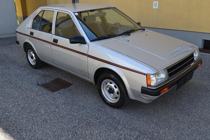 Gebraucht Nissan Cherry 60 PS (44 kW) 1983 Silber Kleinwagen