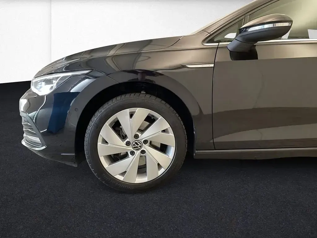 Gebraucht VW Golf VIII Style 150 PS (110 kW) 2023 Schwarz Kombi