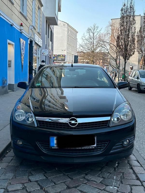 Gebraucht Opel Astra 116 PS (85 kW) 2007 Schwarz Coupé