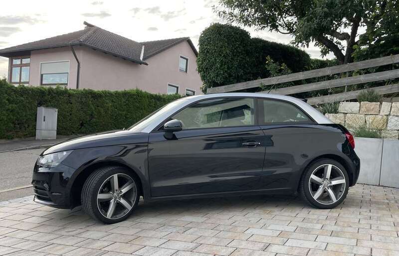 Schwarz Gebraucht 2011 Audi A1 Ambition Kleinwagen | 4.990 € (Fairer Preis) - Bild 1/4