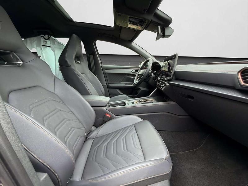 Gebraucht Cupra Leon VZ 301 PS (221 kW) 2026 Dark void metallic (metallic) Limousine