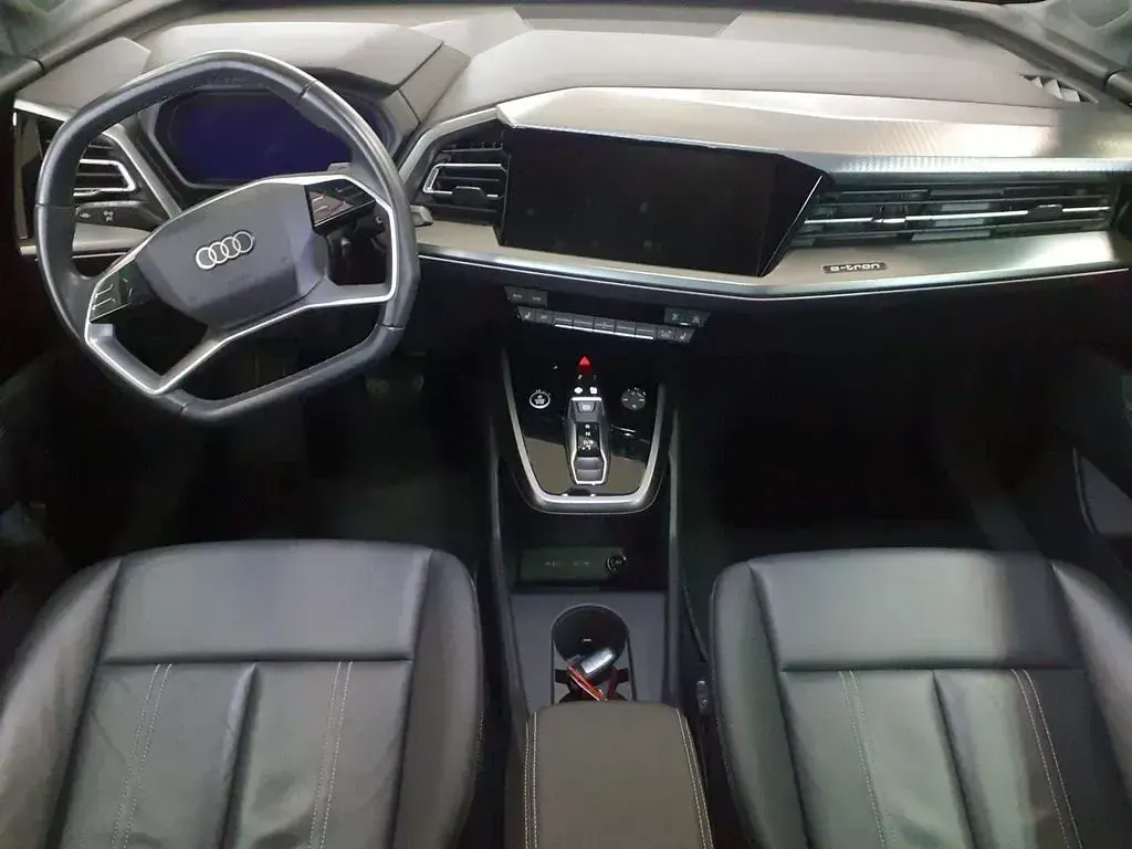 Second-hand Audi Q4 e-tron 150 kW (204 CP) 2023 Gri SUV