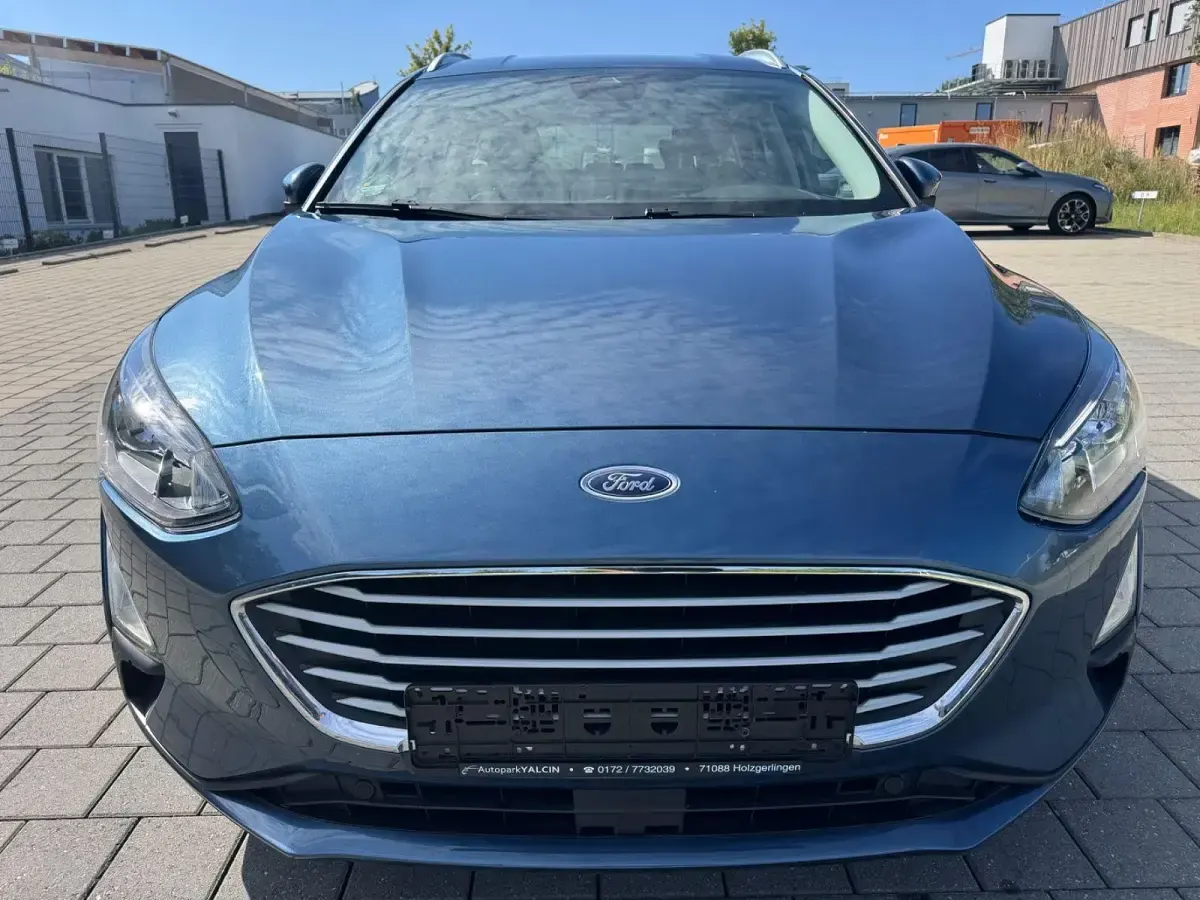 Gebraucht Ford Focus Cool & Connect 125 PS (91 kW) 2021 Blau Kombi