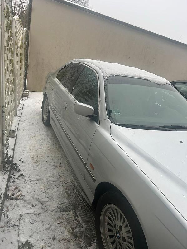 Gebraucht BMW 525 192 PS (141 kW) 2001 Silber Limousine