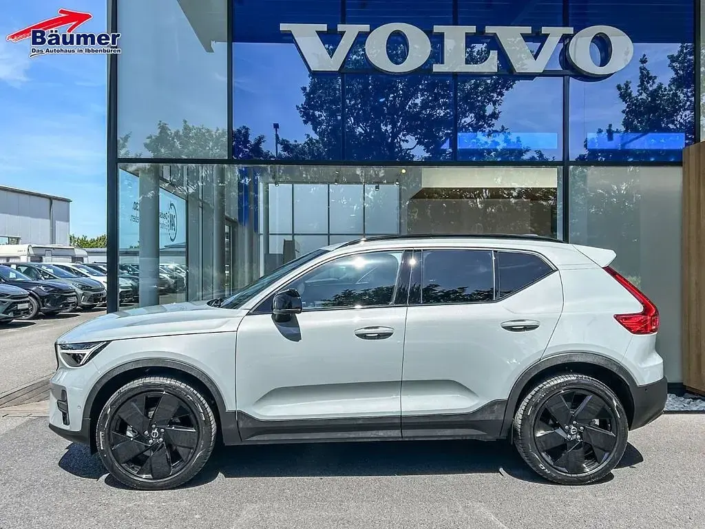 Gebraucht Volvo XC40 Plus 163 PS (119 kW) 2025 Grau SUV