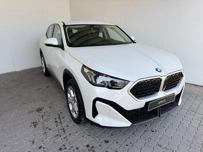 Weiß Neu 2025 BMW X2 SUV | 39.990 € - Bild 1/4