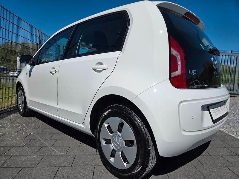 Second-hand VW up! 75 CP (55 kW) 2013 Alb Hatchback