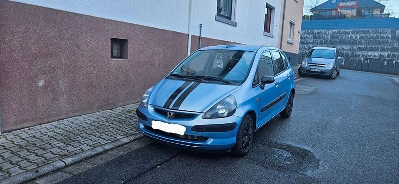 Blau Gebraucht 2004 Honda Jazz LS Kleinwagen | 1.100 € (Guter Preis) - Bild 1/4