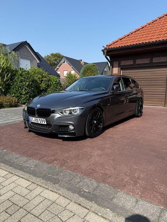 Grau Gebraucht 2016 BMW 320 M Performance Kombi | 9.250 € (Superpreis) - Bild 1/4