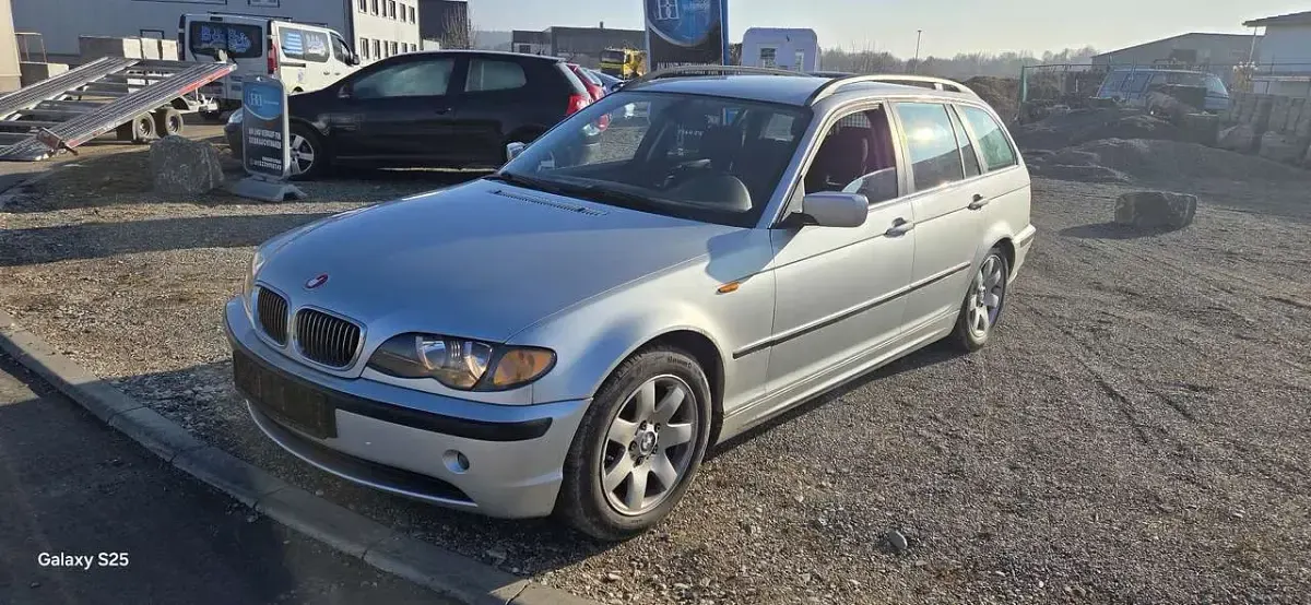 Gebraucht BMW 320 Sport Line 170 PS (125 kW) 2005 Grau Kombi