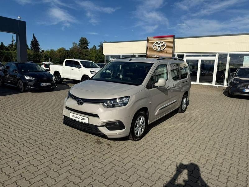 Gelb Gebraucht 2021 Toyota Proace Verso City Kombi | 20.950 € (Guter Preis) - Bild 1/4