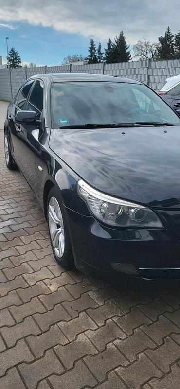 Gebraucht BMW 520 177 PS (130 kW) 2009 Schwarz Limousine