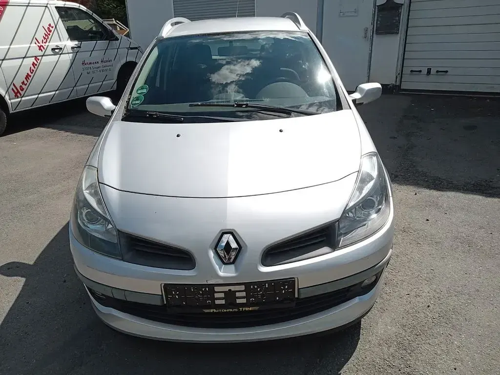 Gebraucht Renault Clio Dynamique 101 PS (74 kW) 2008 Limousine