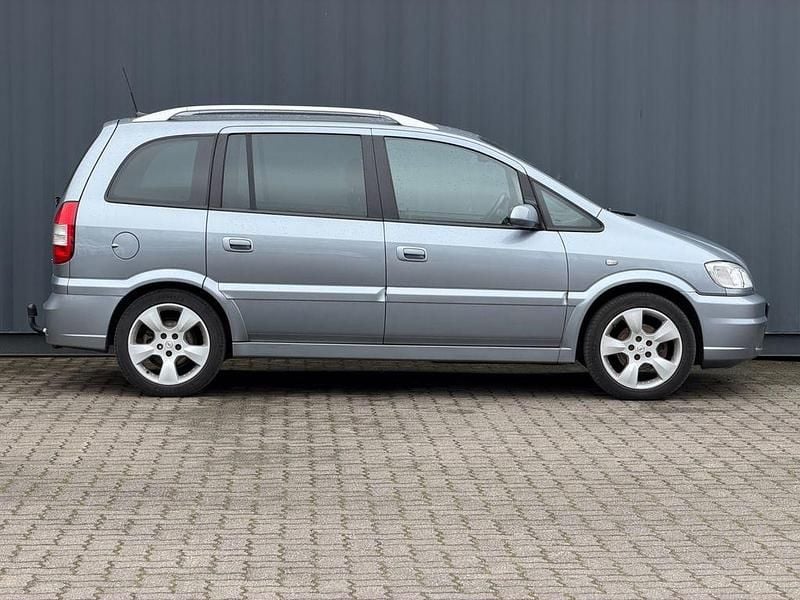 Gebraucht Opel Zafira 147 PS (108 kW) 2005 Blau Van / Kleinbus