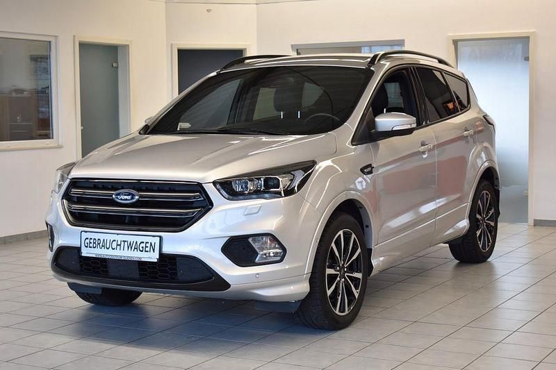 Gebraucht Ford Kuga ST-Line 120 PS (88 kW) 2019 Moondust silver met. SUV
