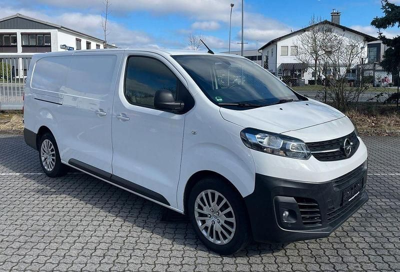 Gebraucht Opel Vivaro 122 PS (89 kW) 2020 Weiß Van / Kleinbus