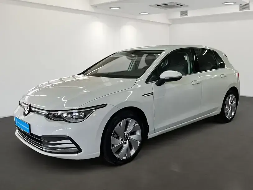 Gebraucht VW Golf VIII Style 150 PS (110 kW) 2022 Pure white Limousine