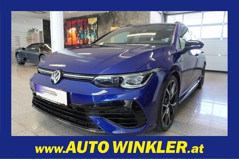 Blau Gebraucht 2022 VW Golf VIII R Limousine | 31.790 € (Guter Preis) - Bild 1/4