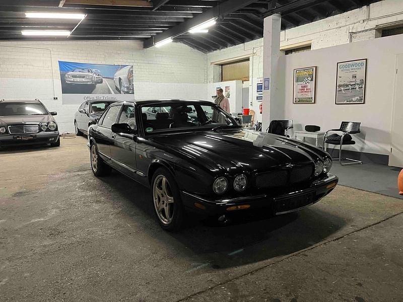 Gebraucht Jaguar XJR 363 PS (266 kW) 2001 Schwarz Limousine