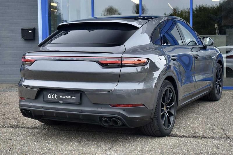 Gebraucht Porsche Cayenne Coupe 462 PS (339 kW) 2021 Grau Coupé