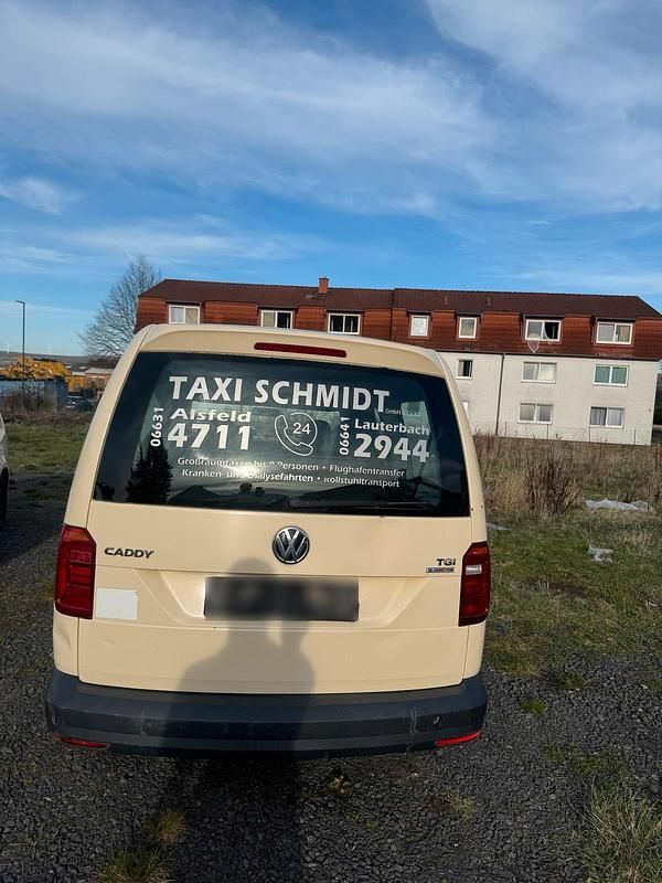 Second-hand VW Caddy 109 CP (80 kW) 2014 Bej Monovolum