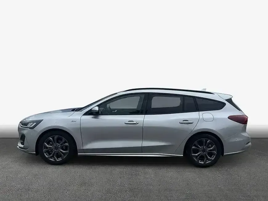 Gebraucht Ford Focus ST-Line X 155 PS (114 kW) 2024 Silber Kombi