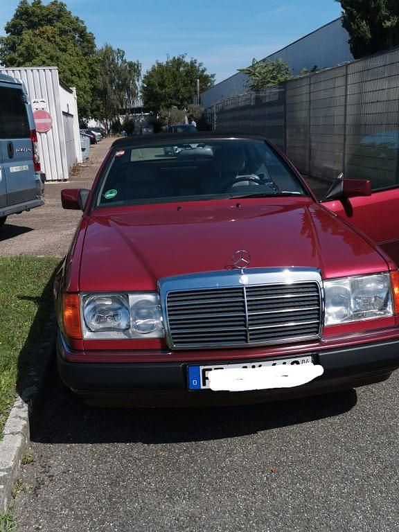Gebraucht Mercedes 300 220 PS (161 kW) 1993 Rot Cabrio