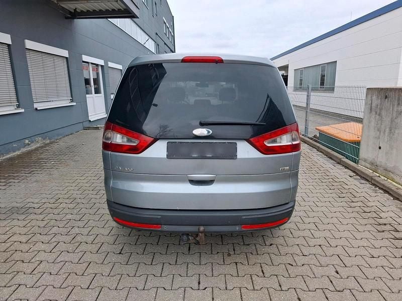 Gebraucht Ford Galaxy 140 PS (102 kW) 2009 Grau Van / Kleinbus