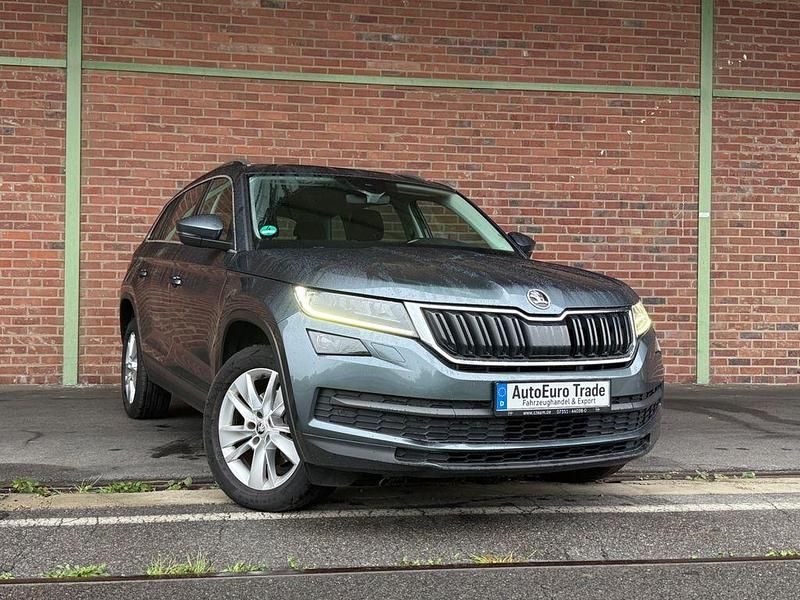 Grau Gebraucht 2019 Skoda Kodiaq Style SUV | 16.500 € - Bild 1/4