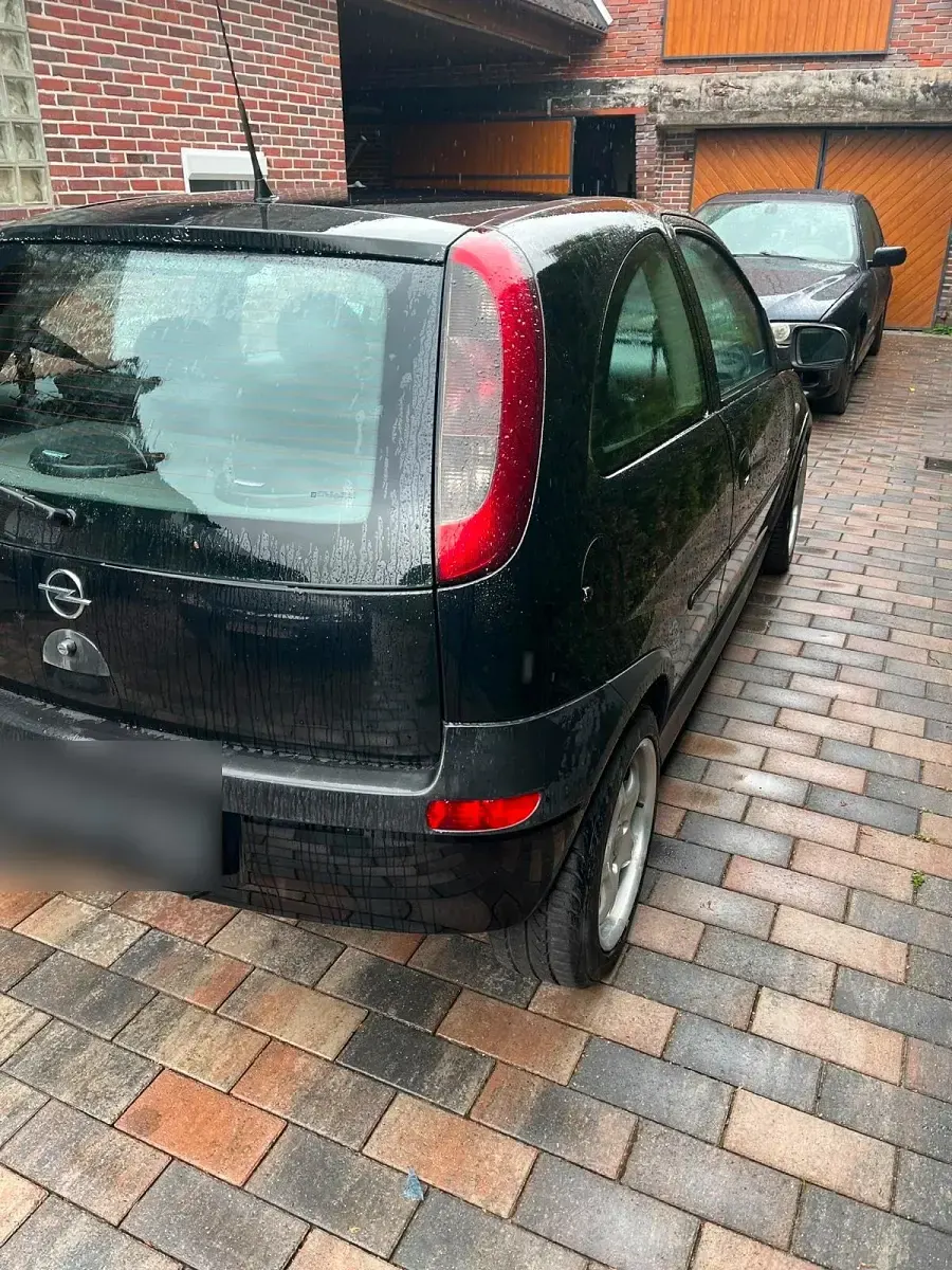 Gebraucht Opel Corsa Sport 75 PS (55 kW) 2002 Schwarz Kleinwagen